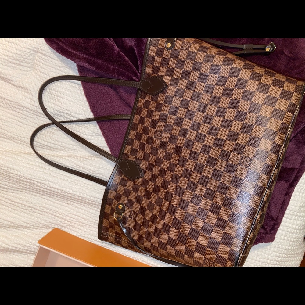 Louis Vuitton Neverfull.